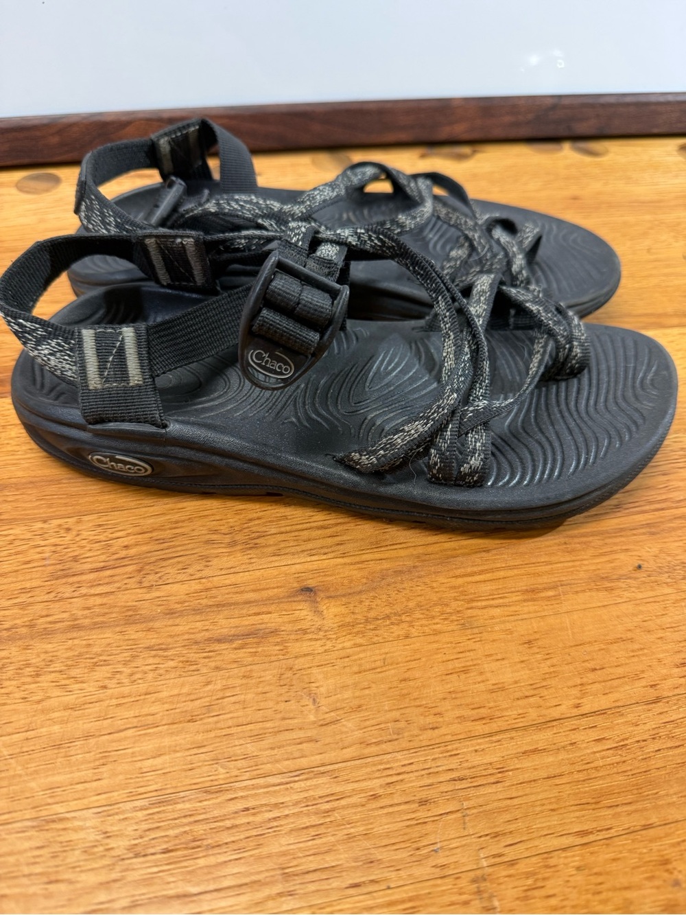 Chaco Black Sport Sandals 8  - Adjustable Straps